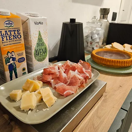 住宿加早餐酒店 White House 帕爾馬