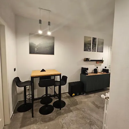 住宿加早餐酒店 White House 3*