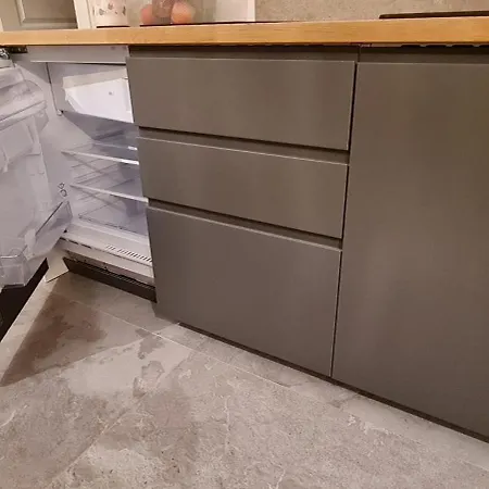 住宿加早餐酒店 White House 3*