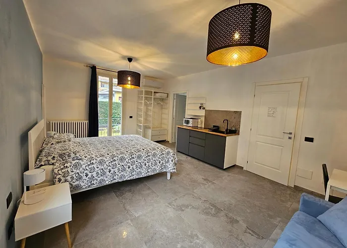 Bed and Breakfast White House