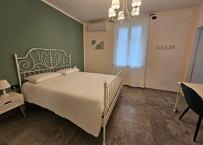 Bed and Breakfast White House